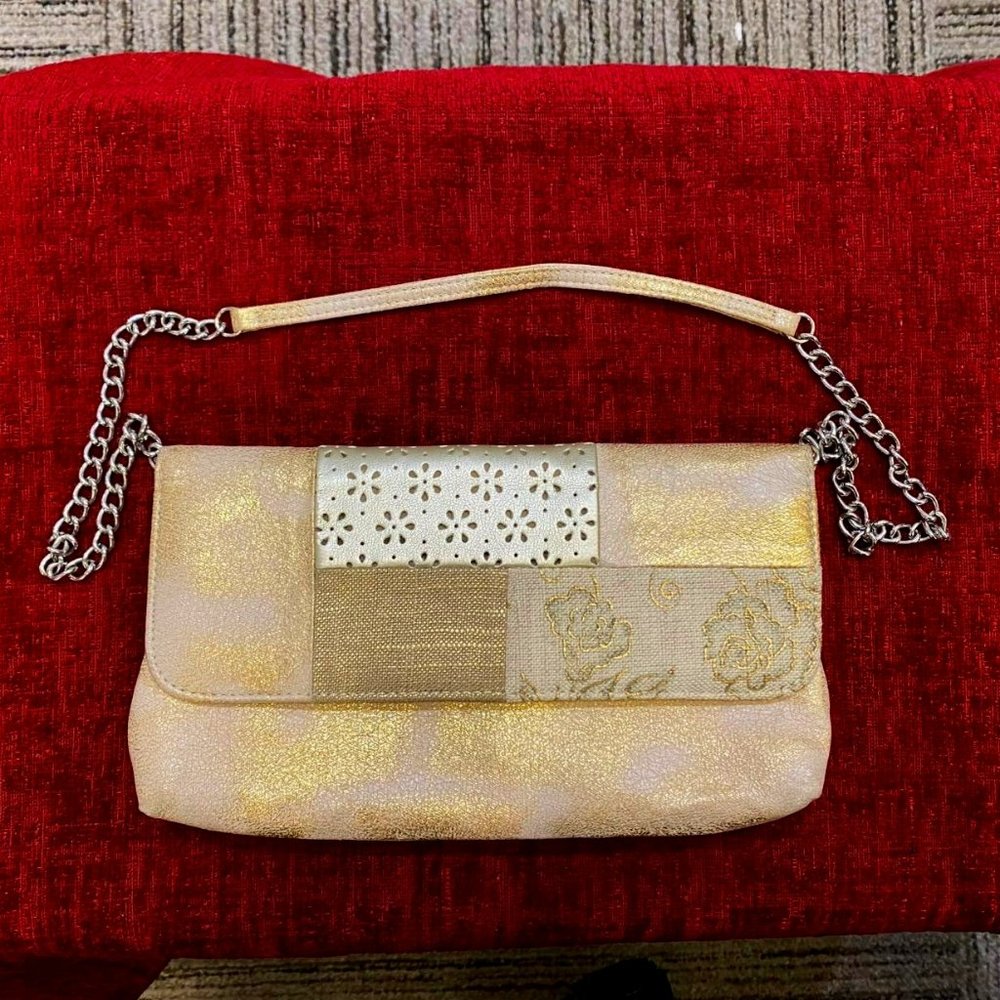 Vintage Poppie Jones "Many Moods" Gold & White Shimmer Floral Clutch